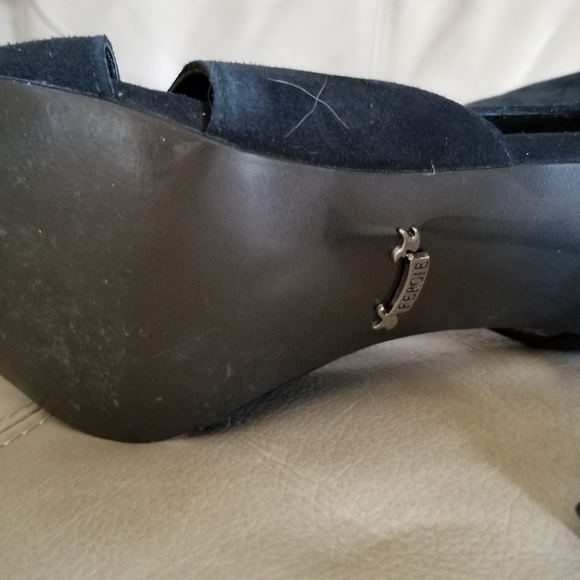 Fergie heels - Picture 3 of 6